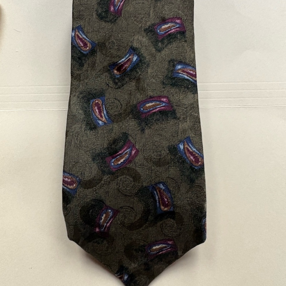 Ferrell Reed Green Paisley Silk Tie